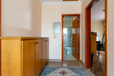 Casa à venda com 3 quartos, sendo 1 suíte,  em Vila Cordeiro, São Paulo, SP