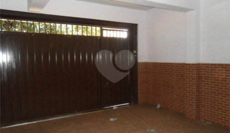 Sobrado à venda com 6 quartos, sendo 2 suítes,  em Residencial Parque dos Servidores, Ribeirão Preto, SP