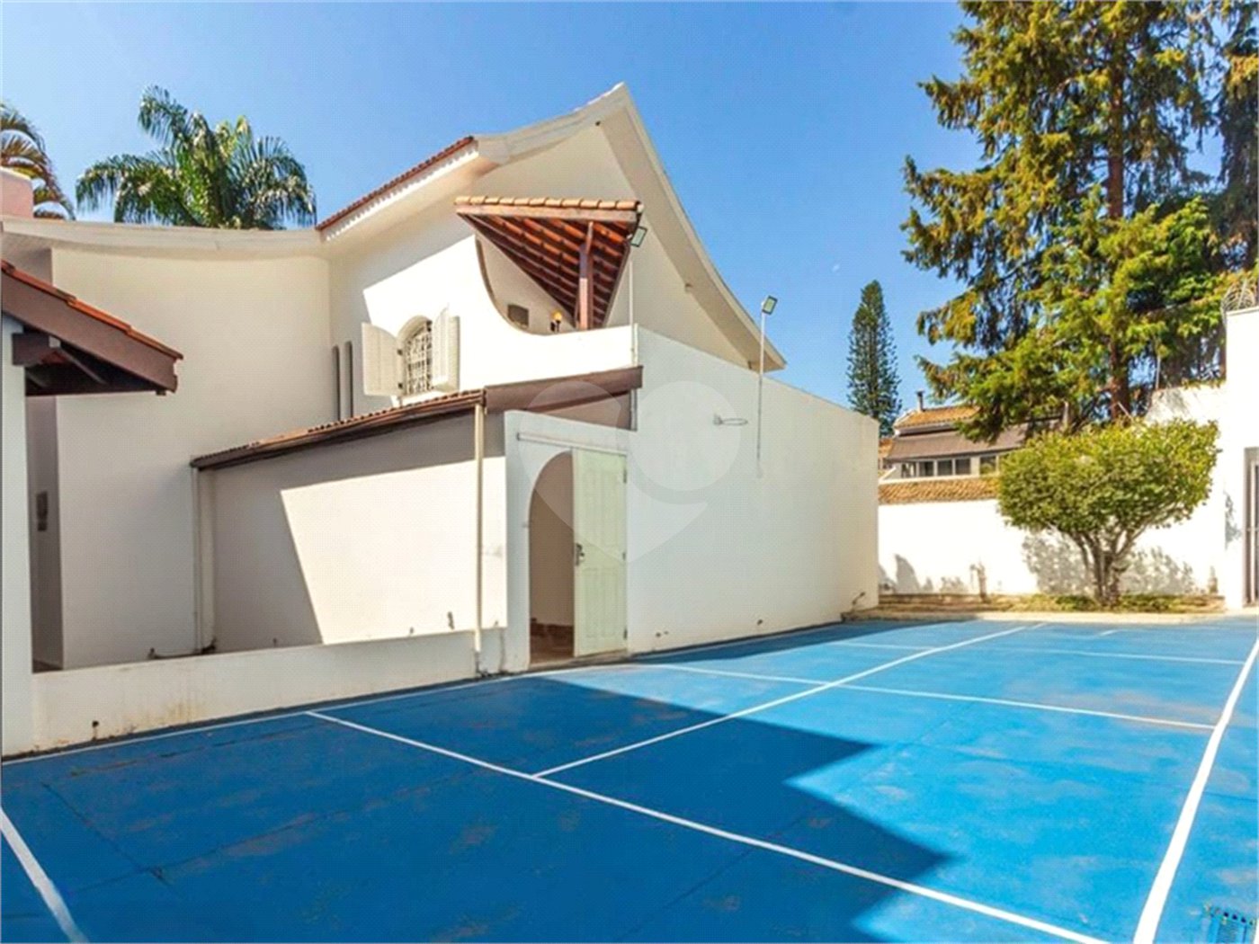 Casa à venda com 4 quartos, sendo 2 suítes, em Vila Morumbi, São Paulo, SP