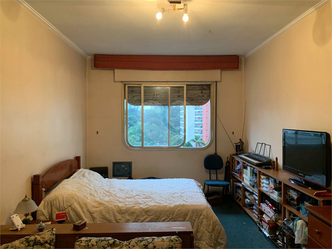 Apartamento à venda com 3 quartos, sendo 1 suíte,  em Jardim Marajoara, São Paulo, SP