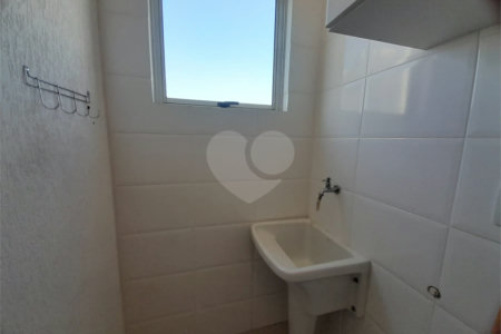 Apartamento à Venda ou para Locação no Edifício Marchal Estilo - São Carlos