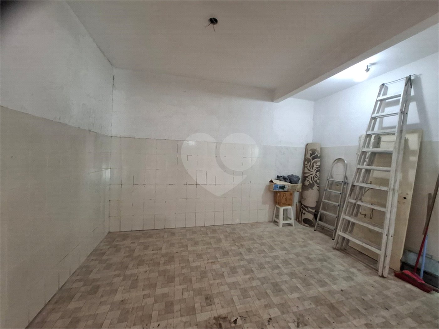 Sobrado à venda com 3 quartos, sendo 1 suíte, em Tremembé, São Paulo, SP