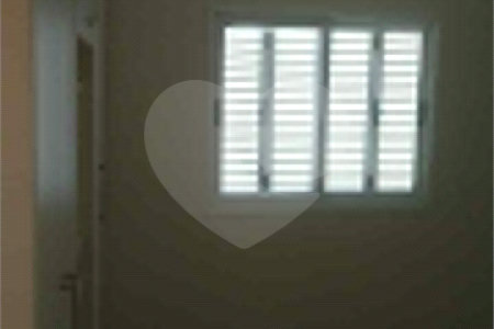 Casa à venda com 4 quartos, sendo 2 suítes, no condomínio Vila D'amalfi, Sorocaba - SP
