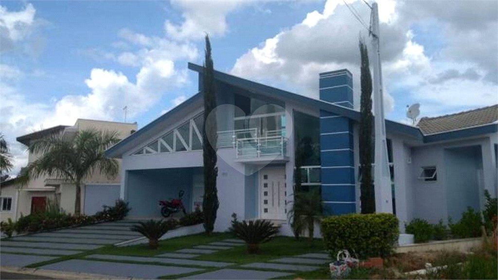 Casa à venda com 4 suítes no condomínio Jardim dos Lagos, Indaiatuba - SP