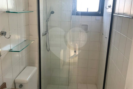 Apartamento à venda com 3 quartos, sendo 1 suíte,  em Vila Andrade, São Paulo, SP