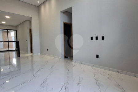 Casa à venda com 3 quartos, sendo 1 suíte,  no condomínio Horto Florestal 1, Sorocaba - SP