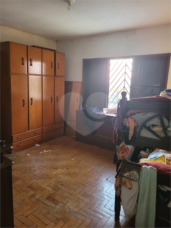 Sobrado à venda com 3 quartos em Vila Marari, São Paulo, SP