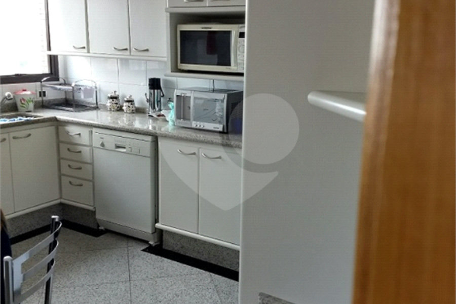 Triplex à venda com 4 suítes em Santana, São Paulo, SP