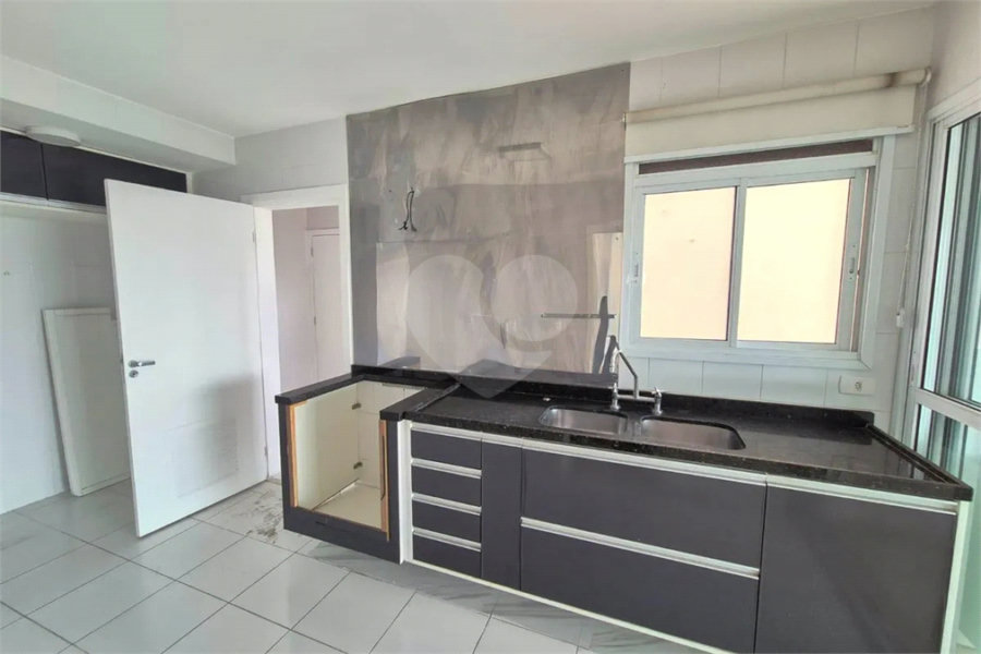 Apartamento à venda ou para alugar com 4 quartos, sendo 3 suítes, em Santana, São Paulo, SP