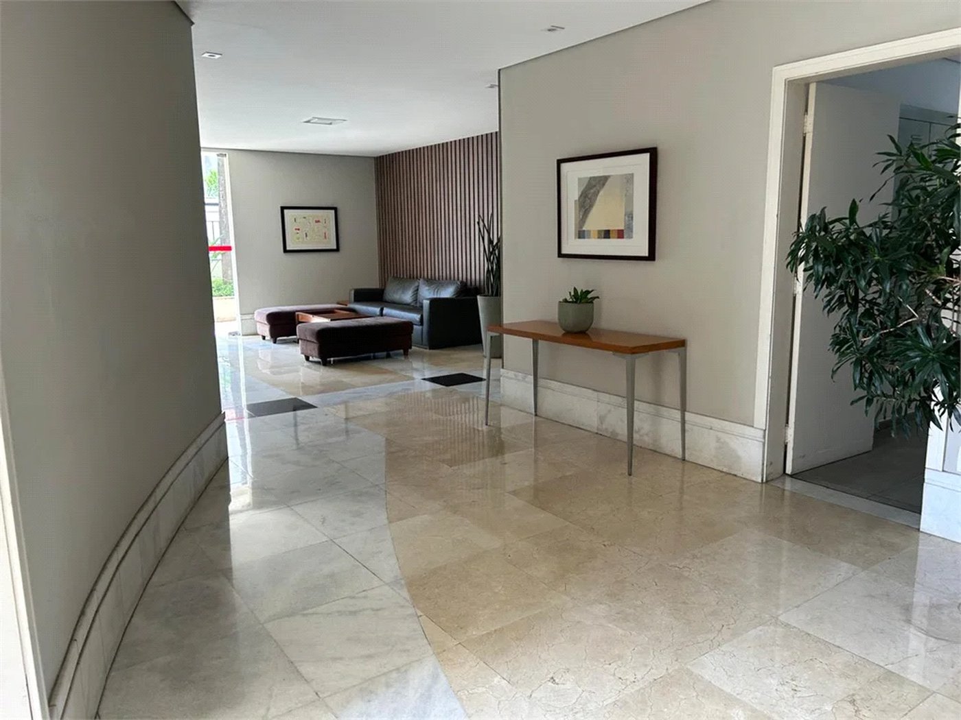 Apartamento para alugar com 3 quartos, sendo 1 suíte, em Pinheiros, São Paulo, SP