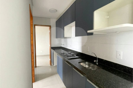 Apartamento à venda com 2 quartos em Vila Constança, São Paulo, SP