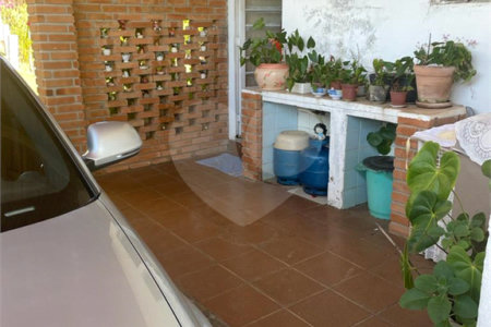 Casa à venda com 3 quartos, sendo 1 suíte, no condomínio Estância Marambaia, Vinhedo - SP