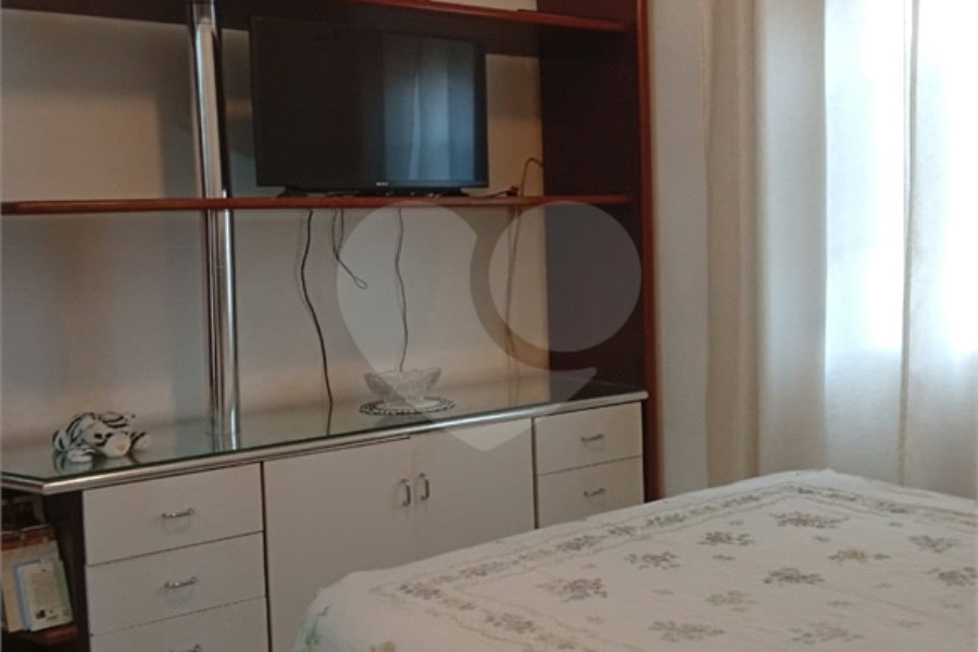 Casa Térrea à venda com 4 quartos, sendo 1 suíte, em Jardim Regina, São Paulo, SP