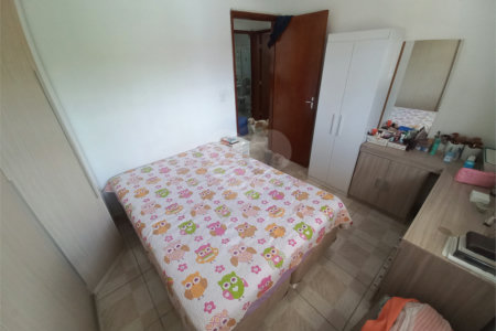 Casa Térrea à venda com 3 quartos em Jardim das Palmas, São Paulo, SP