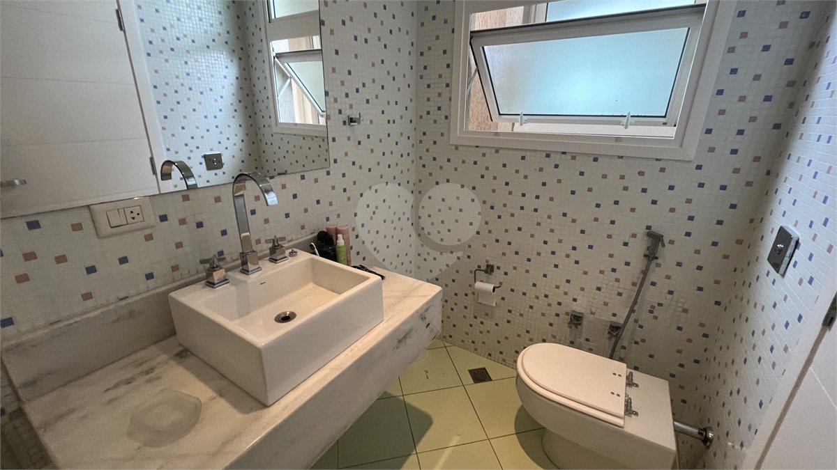 Casa a Venda no Condomínio Porto Atibaia com 4 dormitórios