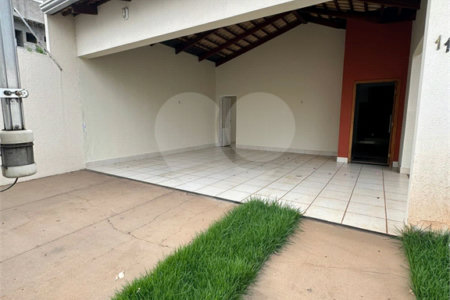 Casa à venda com 3 quartos, sendo 1 suíte, em Jardim Santa Marta, Cuiabá, MT