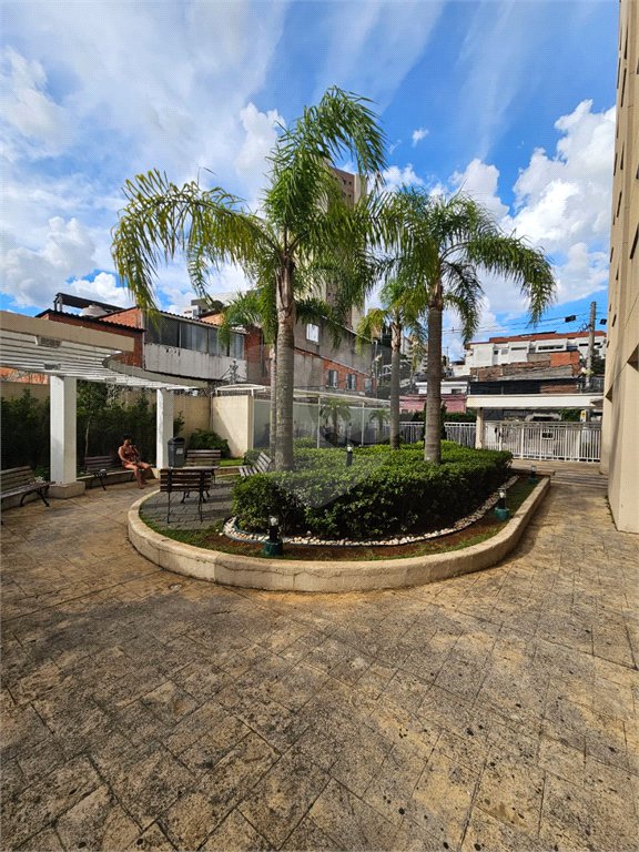 Apartamento à venda com 3 quartos em Vila Constança, São Paulo, SP