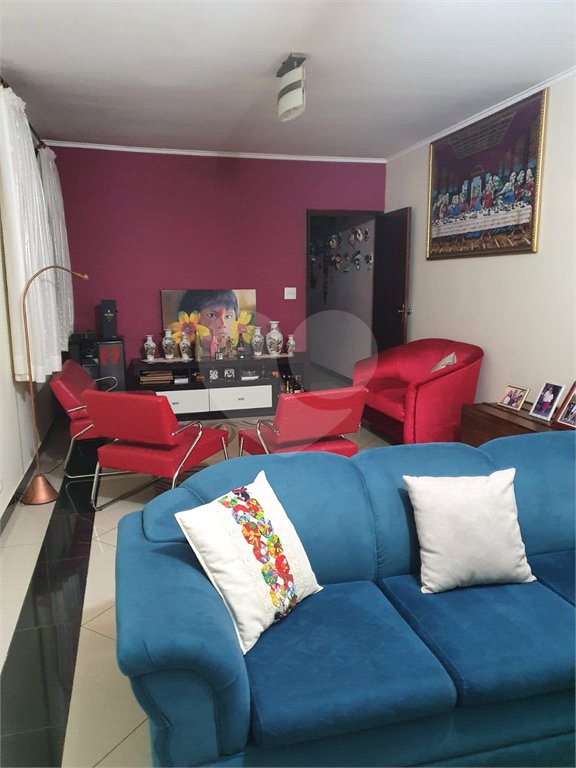Sobrado à venda com 3 quartos, sendo 1 suíte, em Tremembé, São Paulo, SP