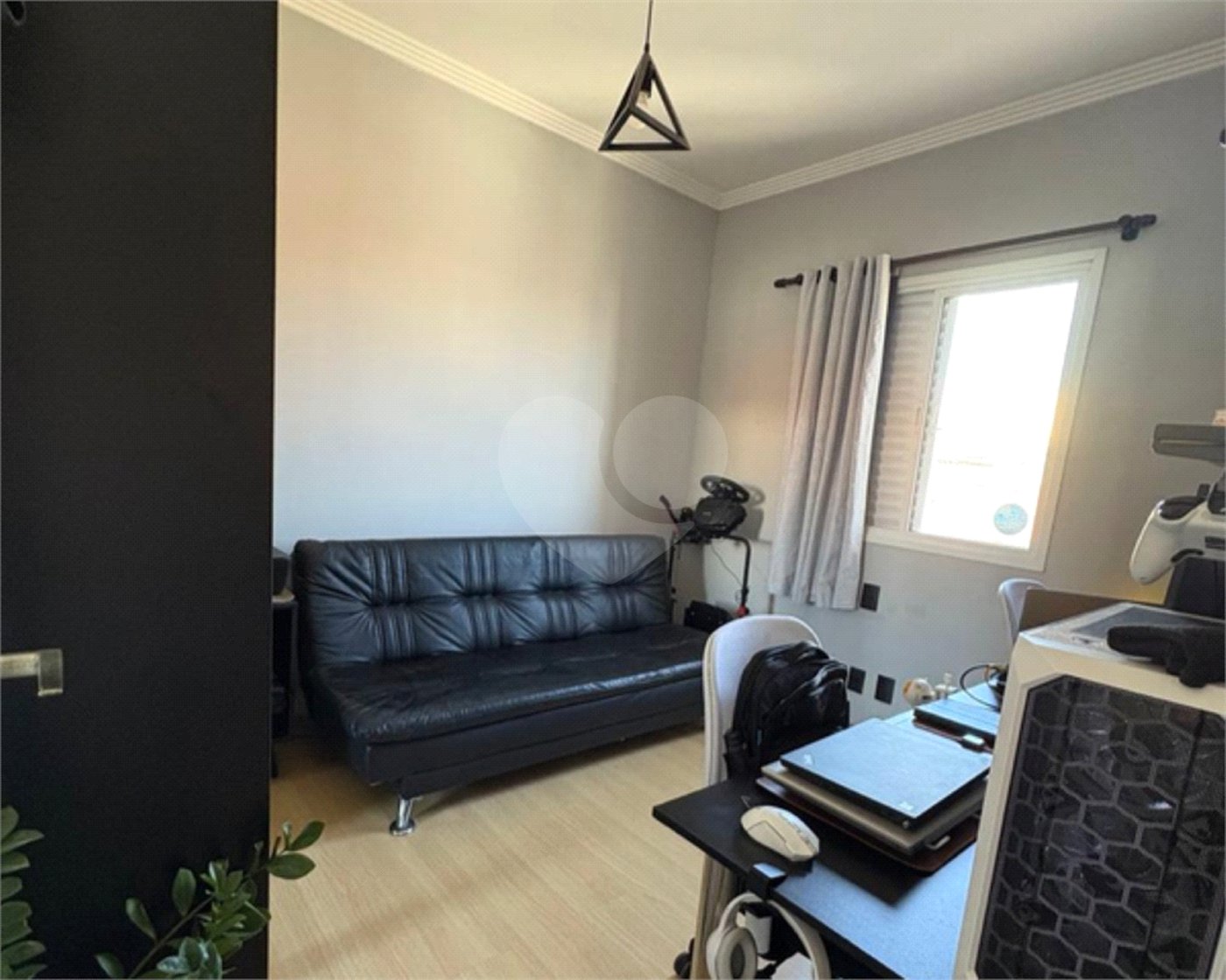 Apartamento à venda com 2 quartos em Jardim Leocádia, Sorocaba, SP