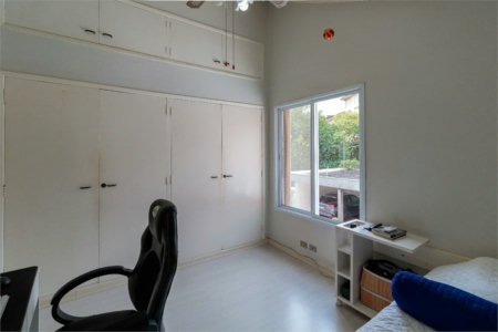 Casa à venda com 4 quartos, sendo 3 suítes, em Jardim Panorama, São Paulo, SP