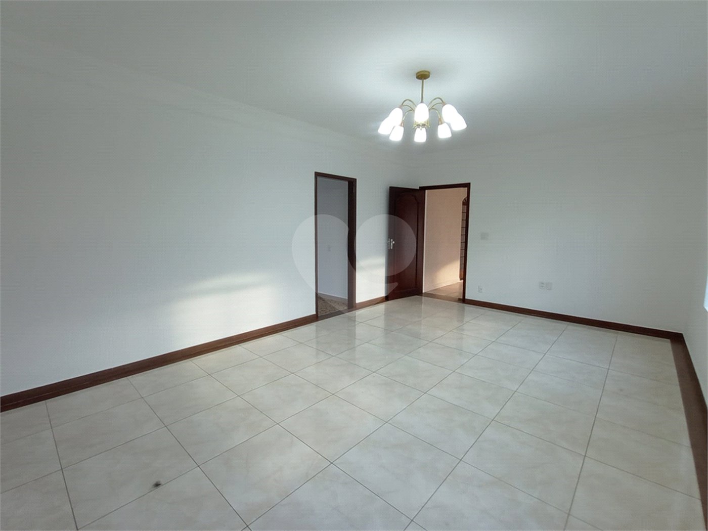 Casa à venda com 2 quartos no Centro, Itapetininga, SP