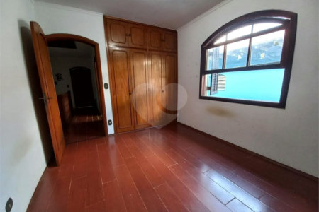 Casa à venda com 3 quartos, sendo 1 suíte, em Jardim das Vertentes, São Paulo, SP