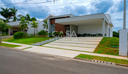 Casa em condomínio à venda com 3 suítes no Centro, Araçoiaba da Serra, SP