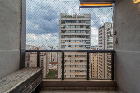 Apartamento à venda com 2 suítes em Moema, São Paulo, SP