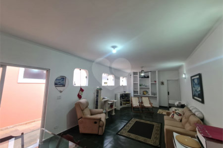 Casa Térrea à venda com 4 suítes em Interlagos, São Paulo, SP