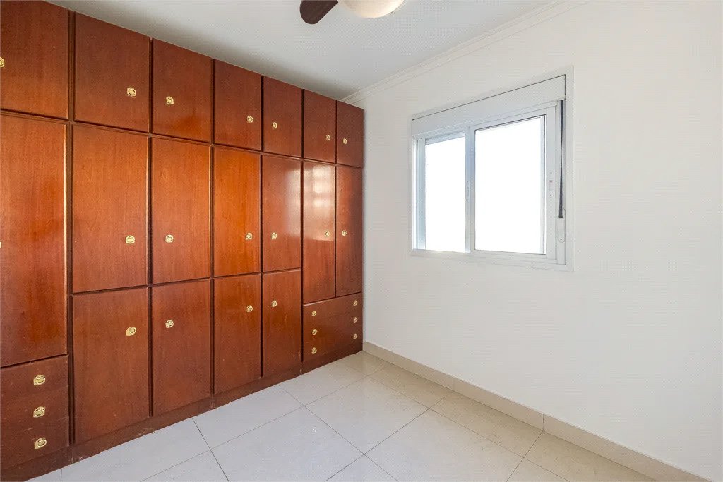 Apartamento à venda com 3 quartos, sendo 1 suíte,  em Jardim Parque Morumbi, São Paulo, SP