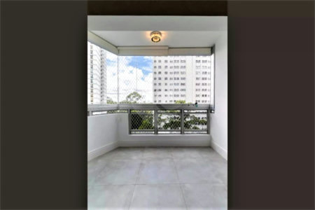Apartamento à venda com 3 quartos, sendo 1 suíte,  em Jardim Marajoara, São Paulo, SP