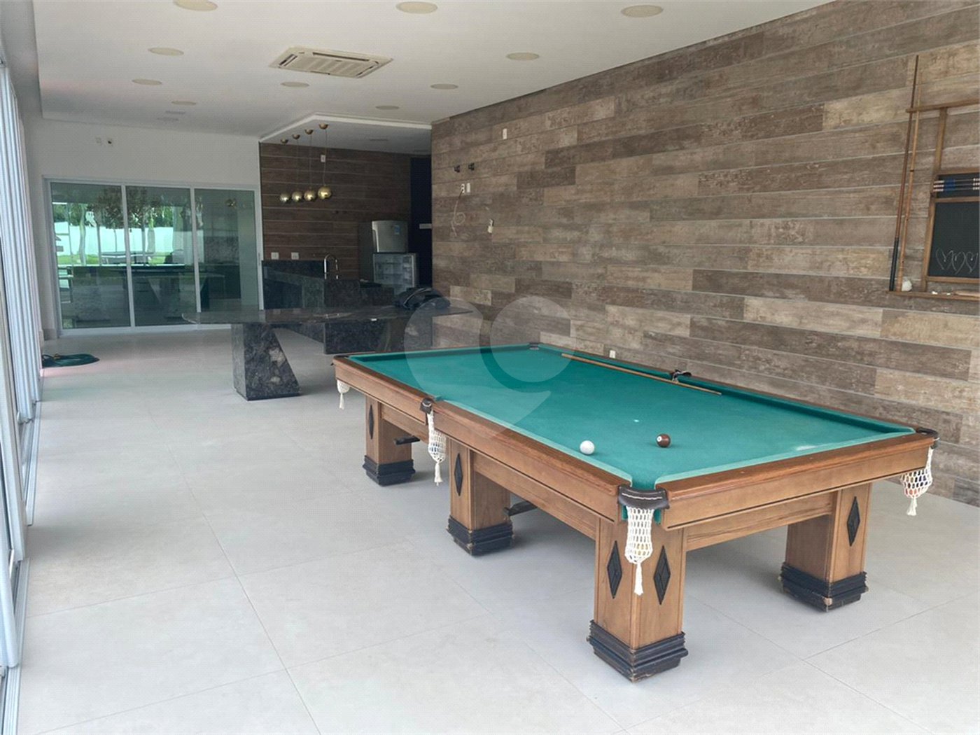 Casa à venda ou para alugar com 4 suítes no condomínio Saint Patrick, Sorocaba - SP