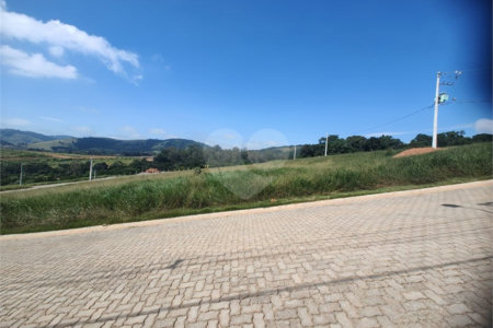 Terreno à venda no condomínio Residencial Solar São Judas Tadeu, Piracaia - SP