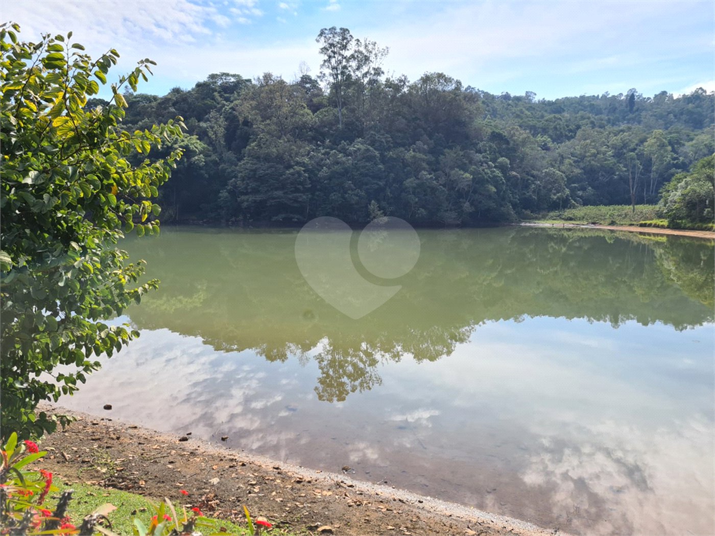 Casa à venda no condomínio Chácaras do Lago, Vinhedo - SP