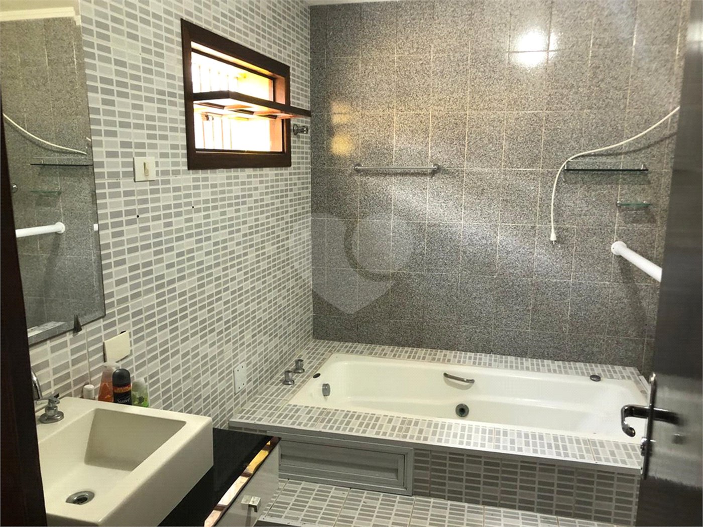 Casa Térrea à venda com 3 quartos, sendo 1 suíte, em Jardim Guanca, São Paulo, SP
