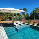Casa à venda com 4 quartos, sendo 2 suítes, no condomínio Residencial Jardim Primavera, Louveira - SP