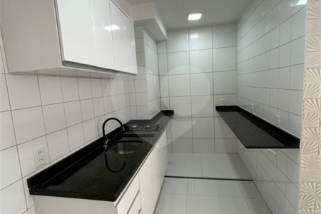 Apartamento à venda com 2 quartos em Várzea da Barra Funda, São Paulo, SP