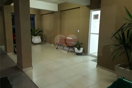 Apartamento à venda com 3 quartos, sendo 1 suíte, em Parque Reboucas, São Paulo, SP
