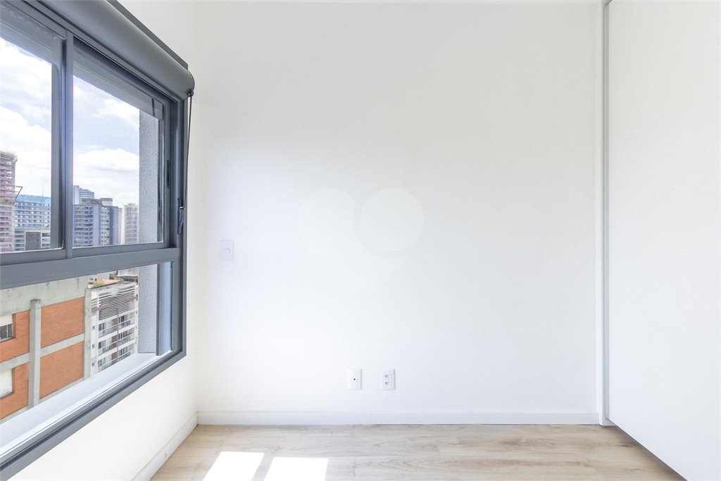 Apartamento à venda com 2 suítes em Pinheiros, São Paulo, SP