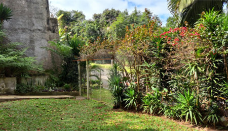 Casa à venda com 3 quartos, sendo 1 suíte, no condomínio Alpes da Cantareira, Mairiporã - SP