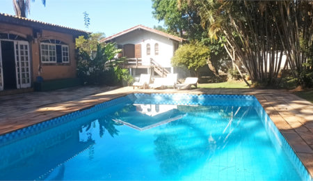 Chácara à venda com 5 quartos, sendo 3 suítes,  em Parque Residencial Atibaia, Atibaia, SP