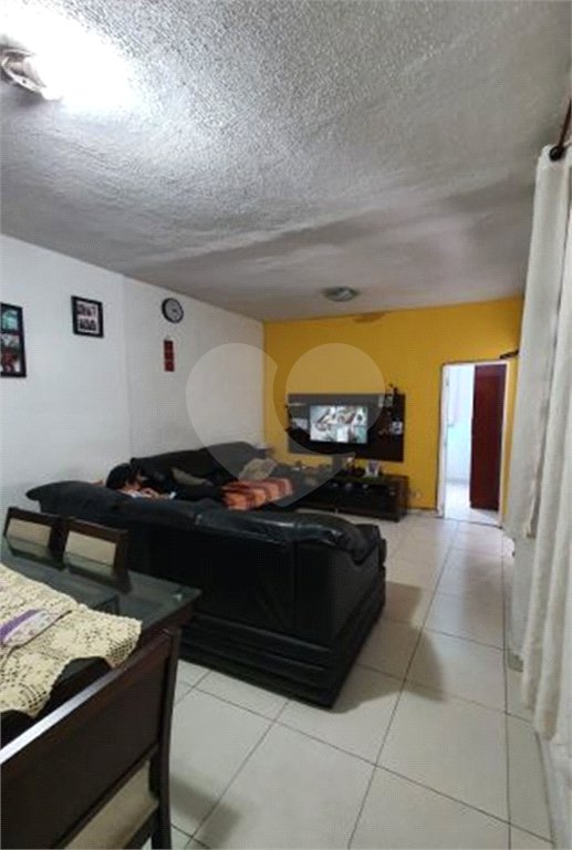 Casa à venda com 3 quartos em Parada Inglesa, São Paulo, SP