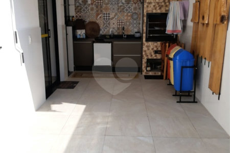 Casa à venda com 3 quartos, sendo 1 suíte, no Centro, Sorocaba, SP