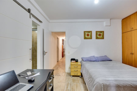 Apartamento à venda com 3 quartos, sendo 1 suíte, em Vila Olímpia, São Paulo, SP