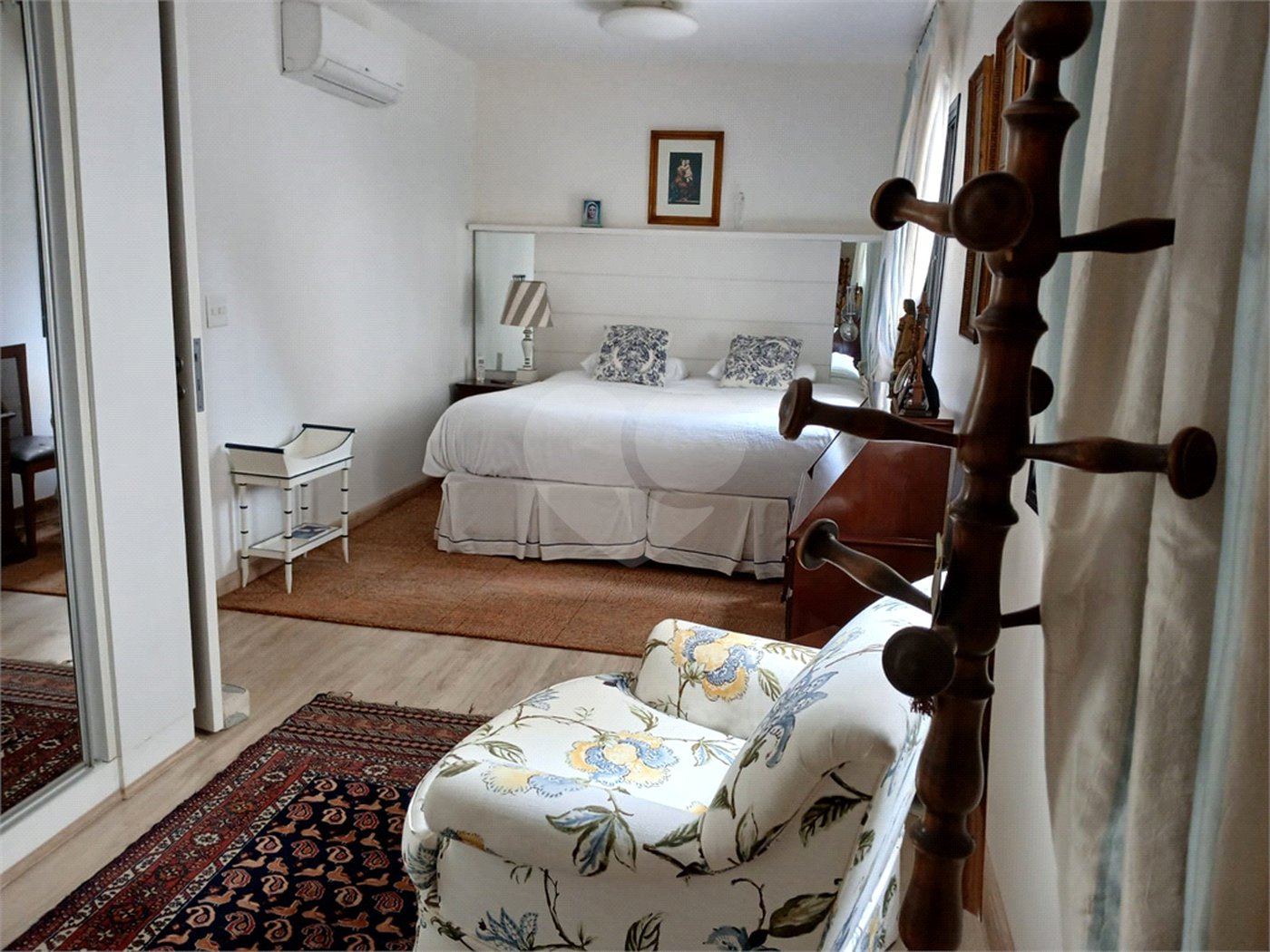 Apartamento à venda com 2 quartos, sendo 1 suíte,  em Itaim Bibi, São Paulo, SP