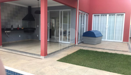 Casa à venda com 3 quartos, sendo 2 suítes,  no condomínio Morada do Bosque, Vinhedo - SP