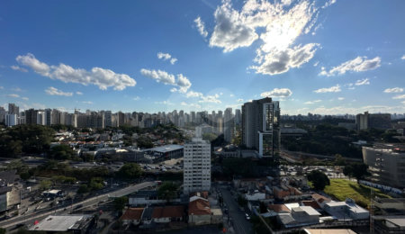 Apartamento à venda com 3 quartos, sendo 2 suítes,  em Vila Clementino, São Paulo, SP