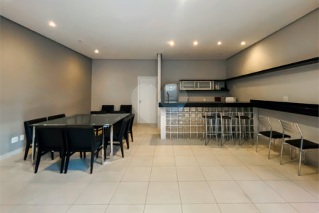 Apartamento à venda com 2 suítes em Campo Belo, São Paulo, SP