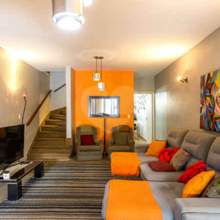 Casa à venda com 3 quartos, sendo 1 suíte, em Vila Cordeiro, São Paulo, SP