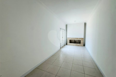 Casa à venda com 3 quartos, sendo 1 suíte, em Vila Galvão, Guarulhos, SP